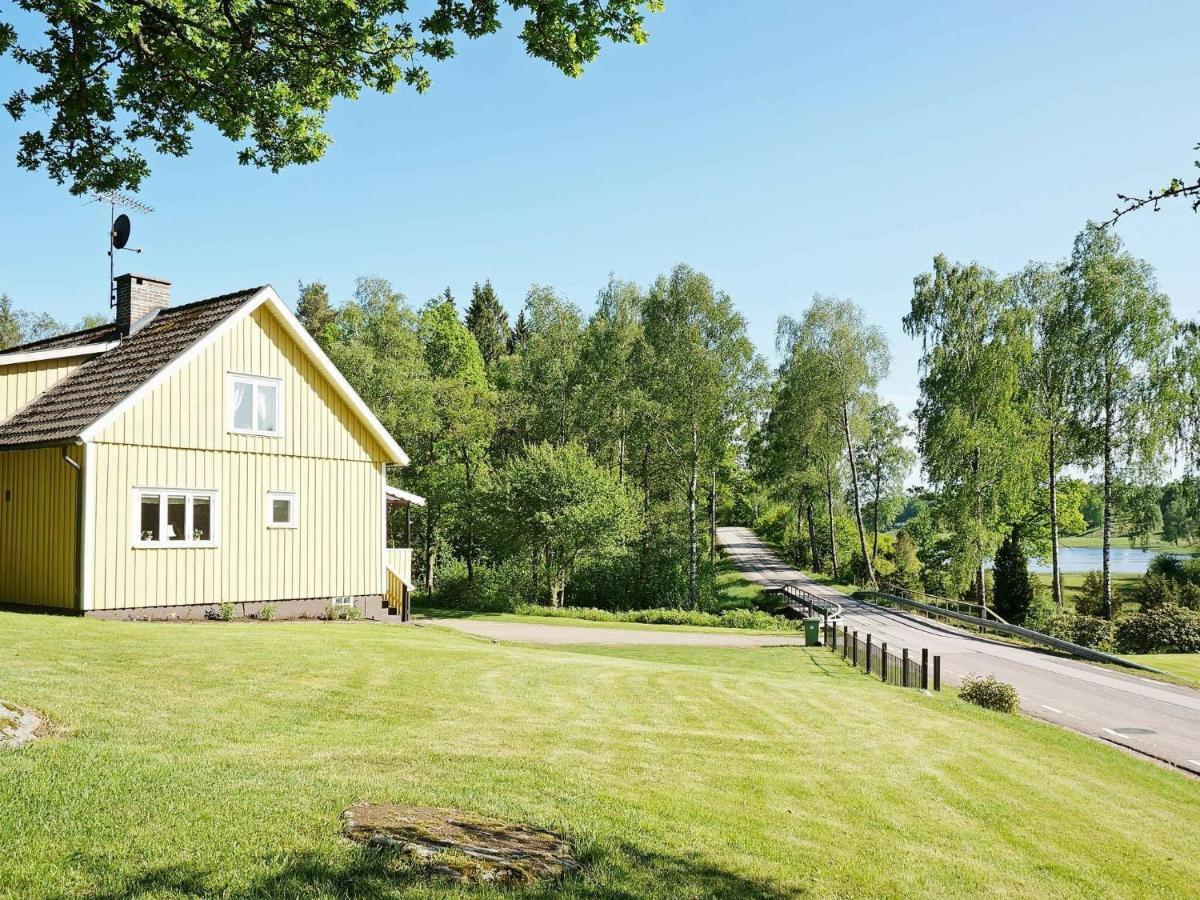 6 Person Holiday Home In Ullared Exterior foto
